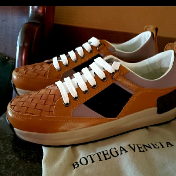 Bottega Veneta Other - Bottegga venetta itrarciato sneakers sz 10